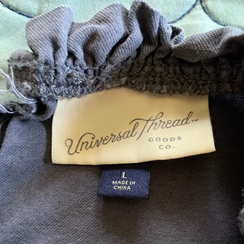 Universal Threads Ruffle Tank - Picture 2 of 2